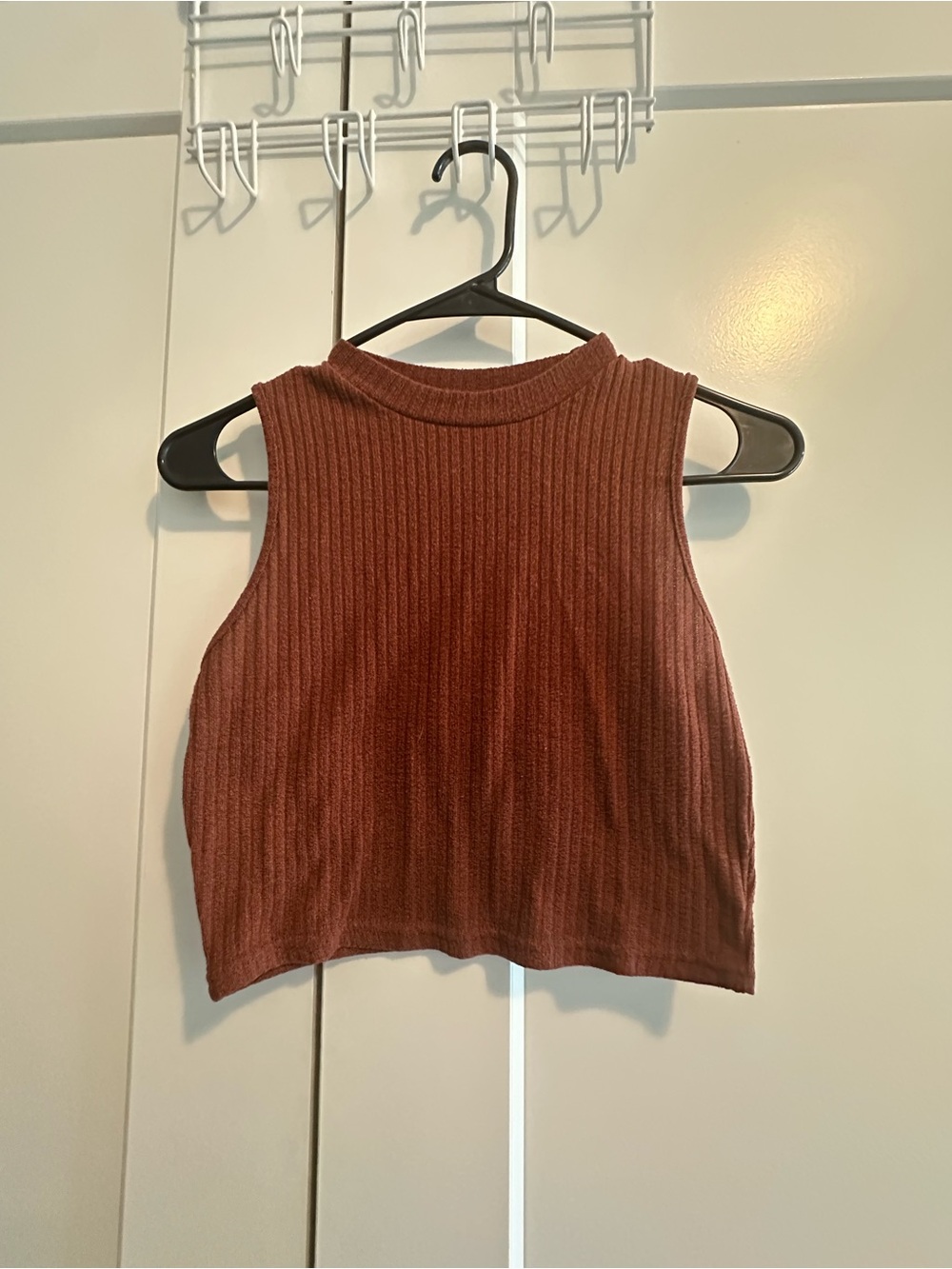 SHEIN Ribbed Sleeveless Crop Top - Brown